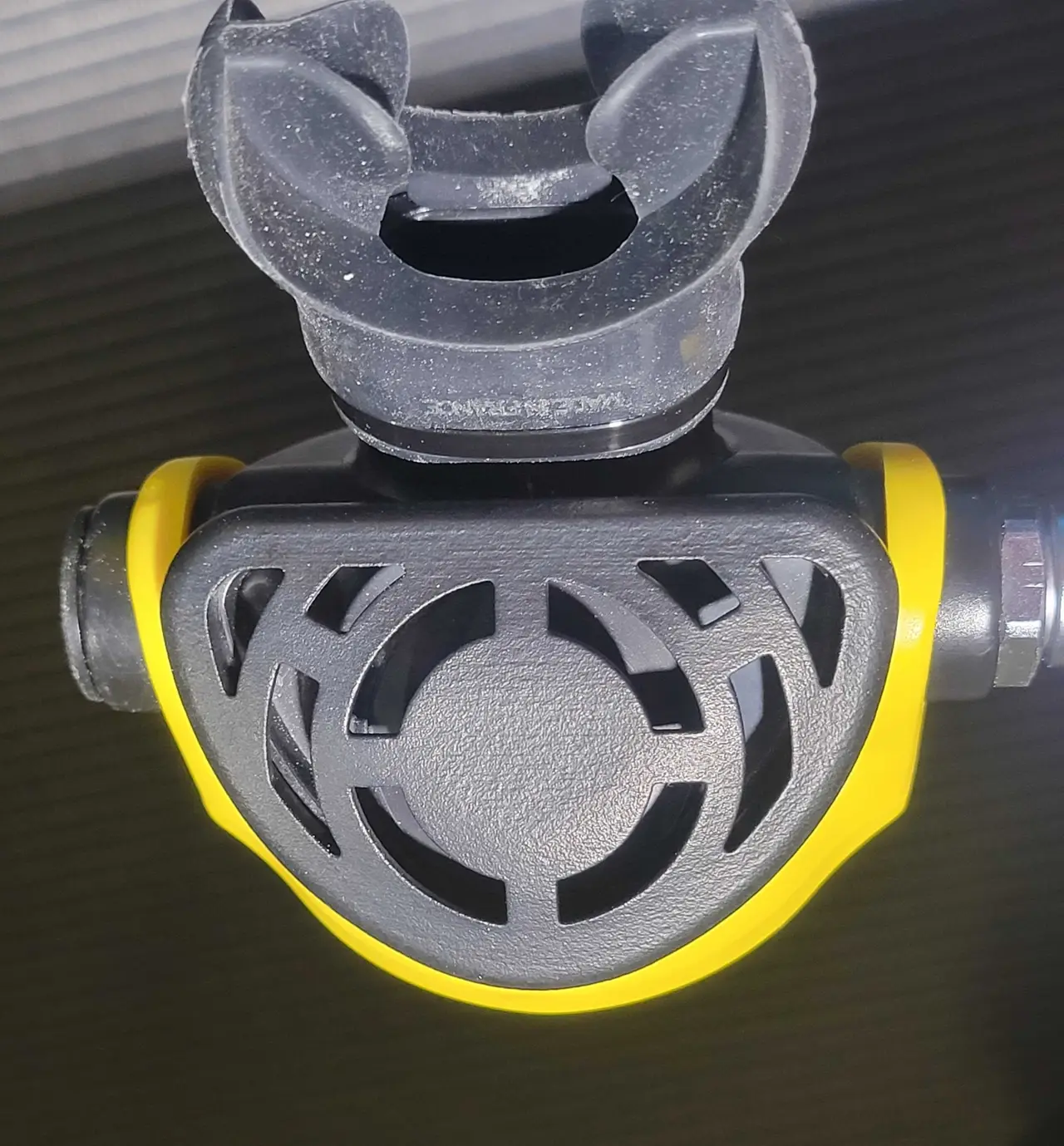 Aqua Lung ABS Slim Octopus 2nd stage exhaust Cover — modelo 3D