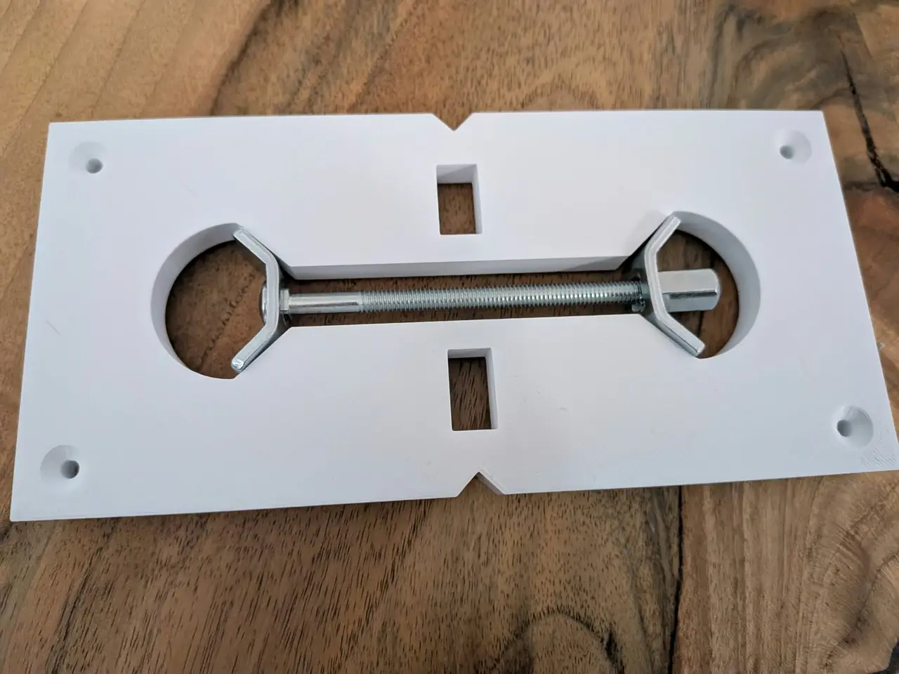 Router Mounting Template for worktop connector bolts — modelo 3D