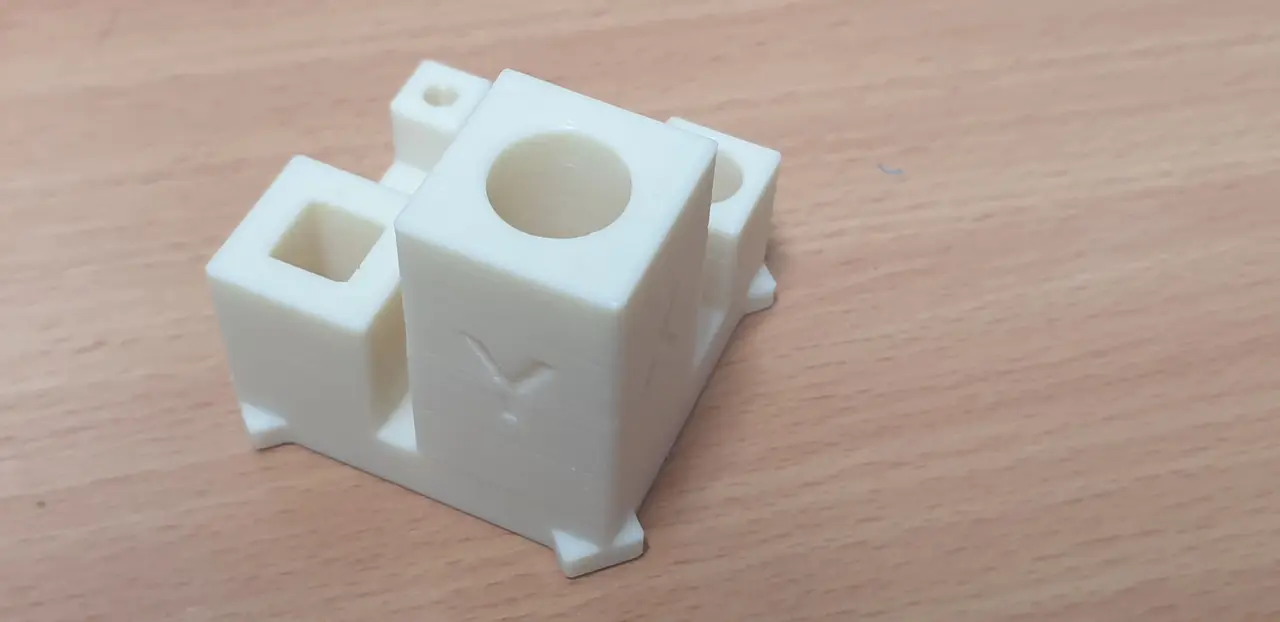 Calibration Model V1 - With Cubes rectangles & Holes — modelo 3D