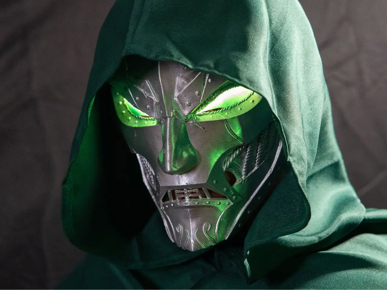 Dr. Doom Mask (Life Size) - Marvel — modelo 3D