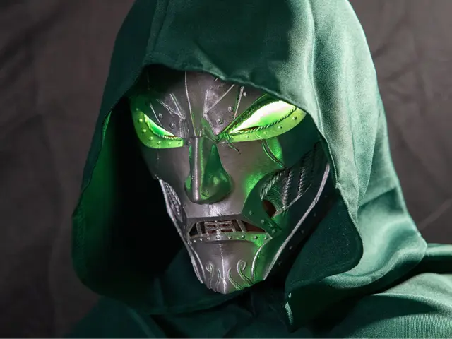 Dr. Doom Mask (Life Size) - Marvel — modelo 3D