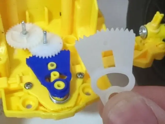 RC - Monster truck turning cogwheel gear — modelo 3D