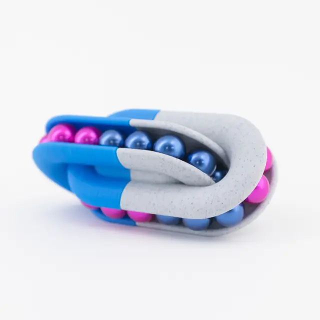 the CHAIN // Twisting Marble Puzzle — modelo 3D