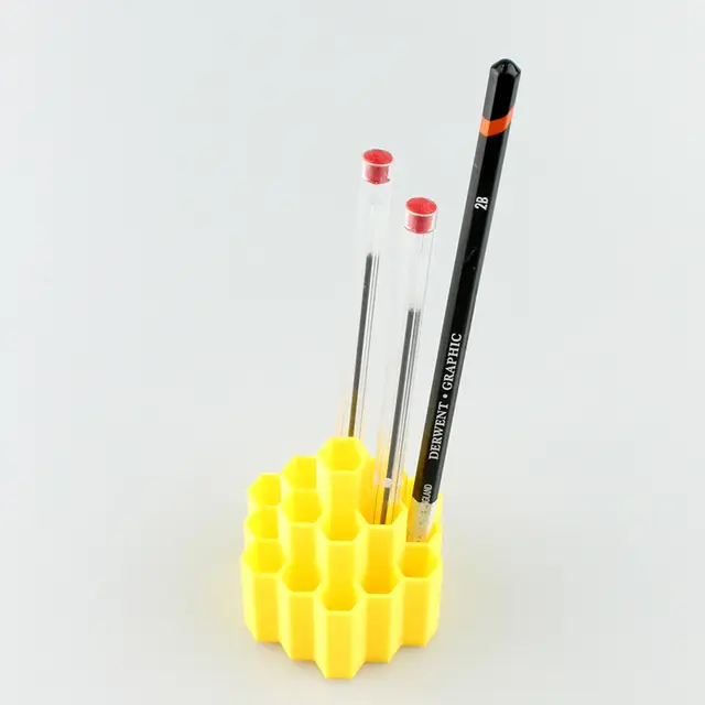 Desktop Honeycomb Style Pen Holder — modelo 3D