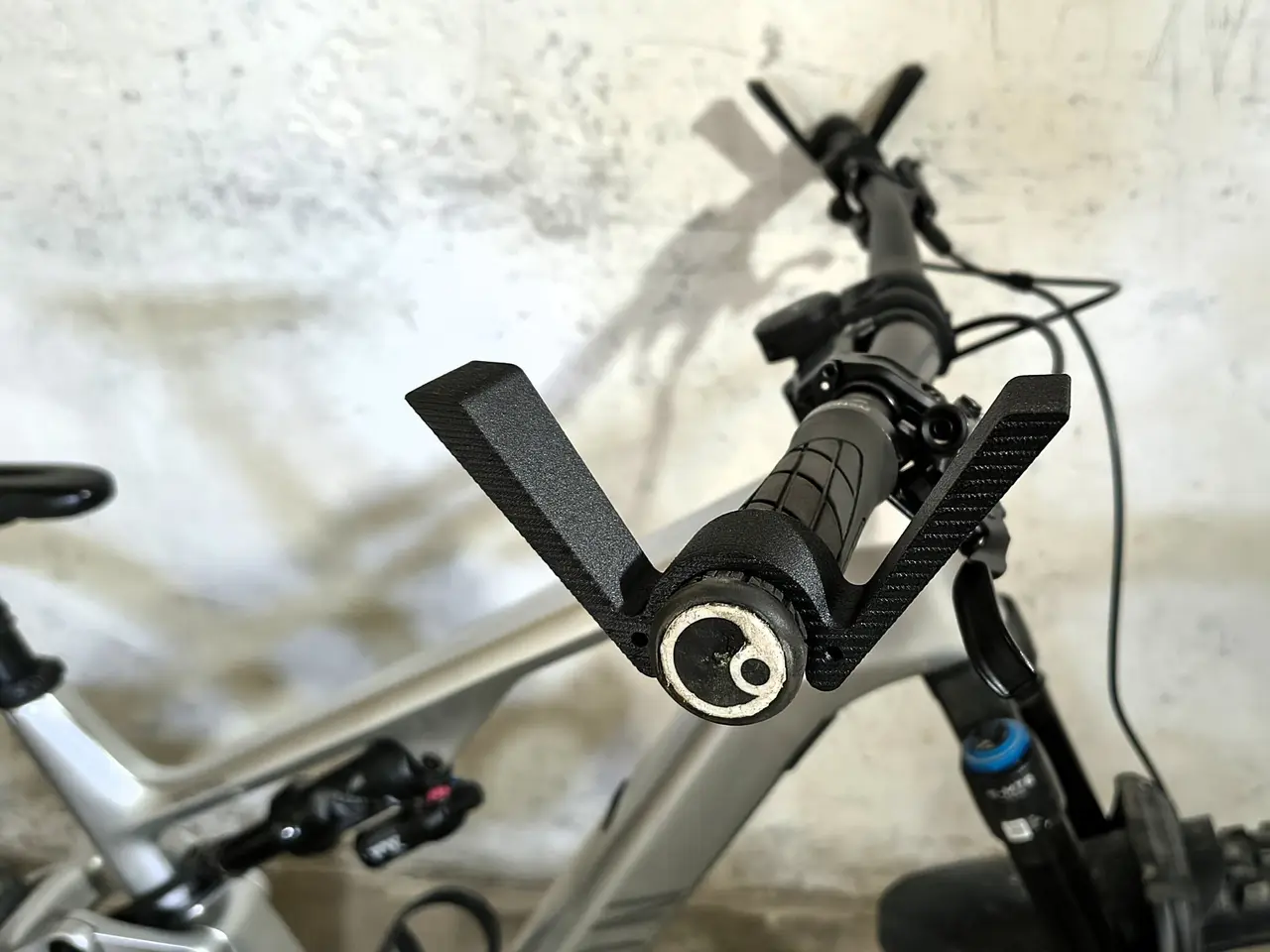 Stand for turning a bicycle — modelo 3D