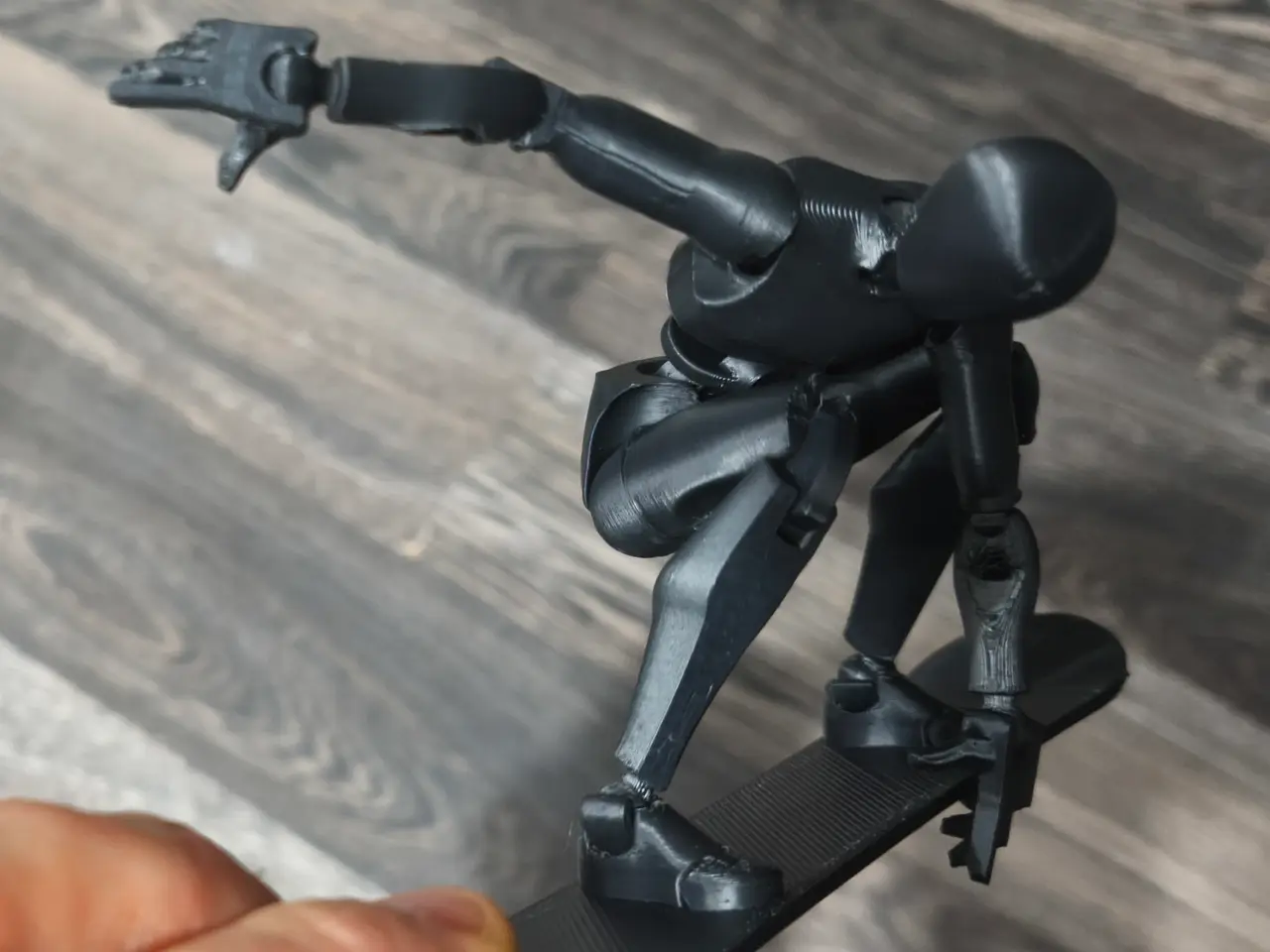 Carbon 13 more flexible pelvis and less flexible joints — modelo 3D