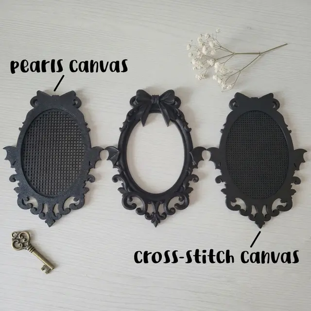 Pixel Art and Cross-Stitch Frames — modelo 3D