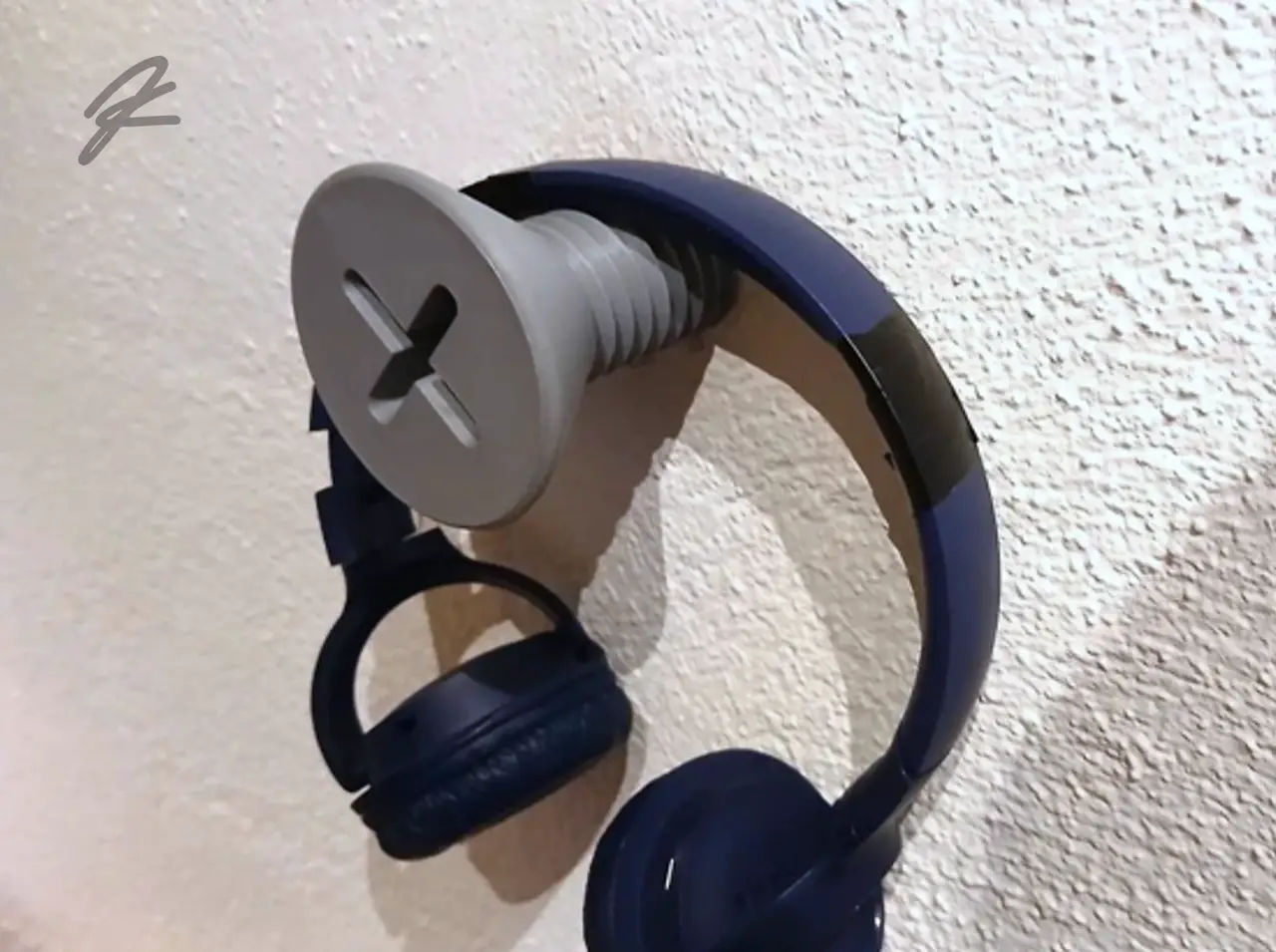 Screw headphone holder — modelo 3D
