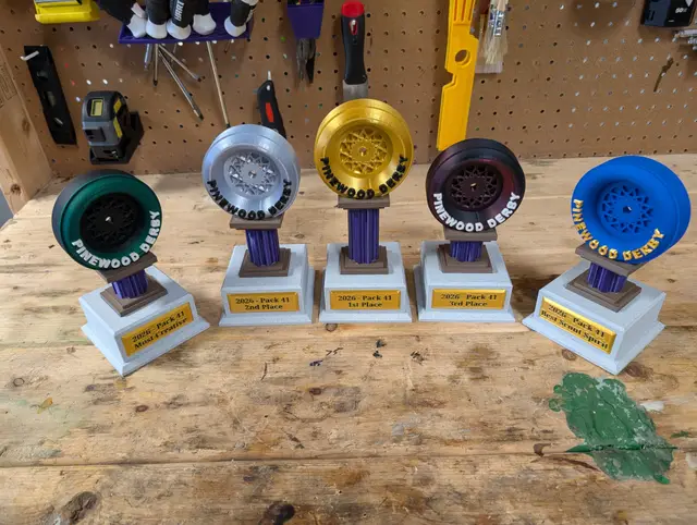 Pinewood Derby Trophies - Single Extruder Edition — modelo 3D
