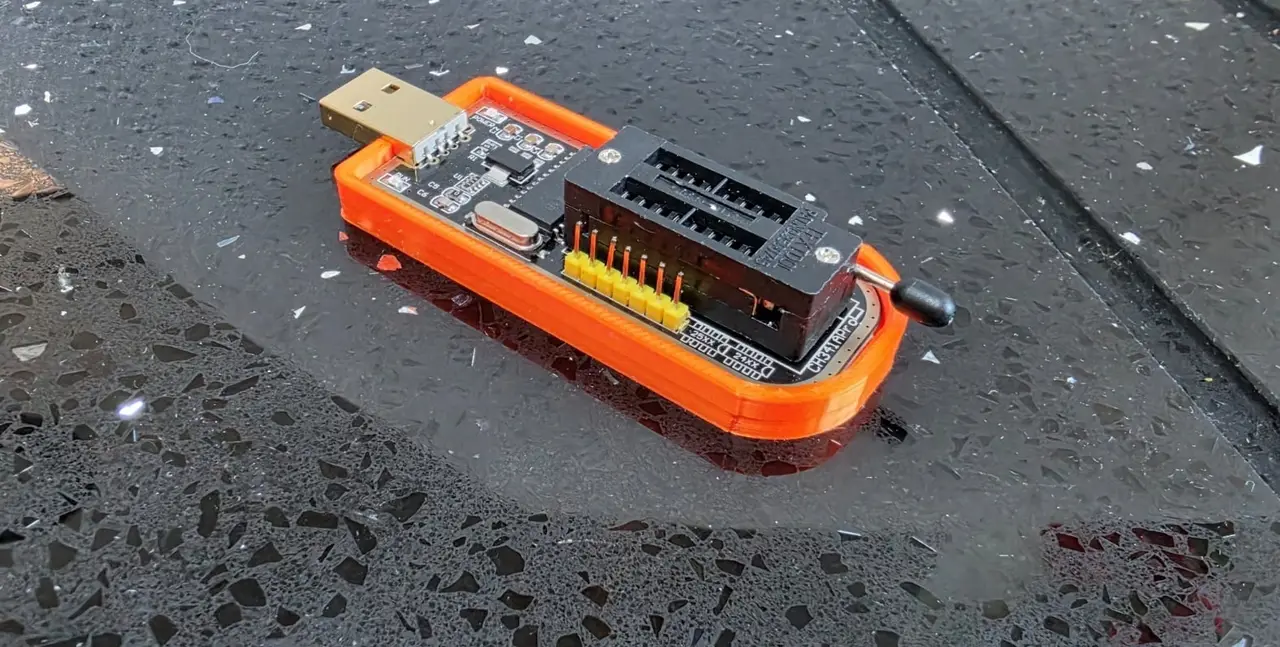CH341A USB Programmer Caddy / Tray — modelo 3D