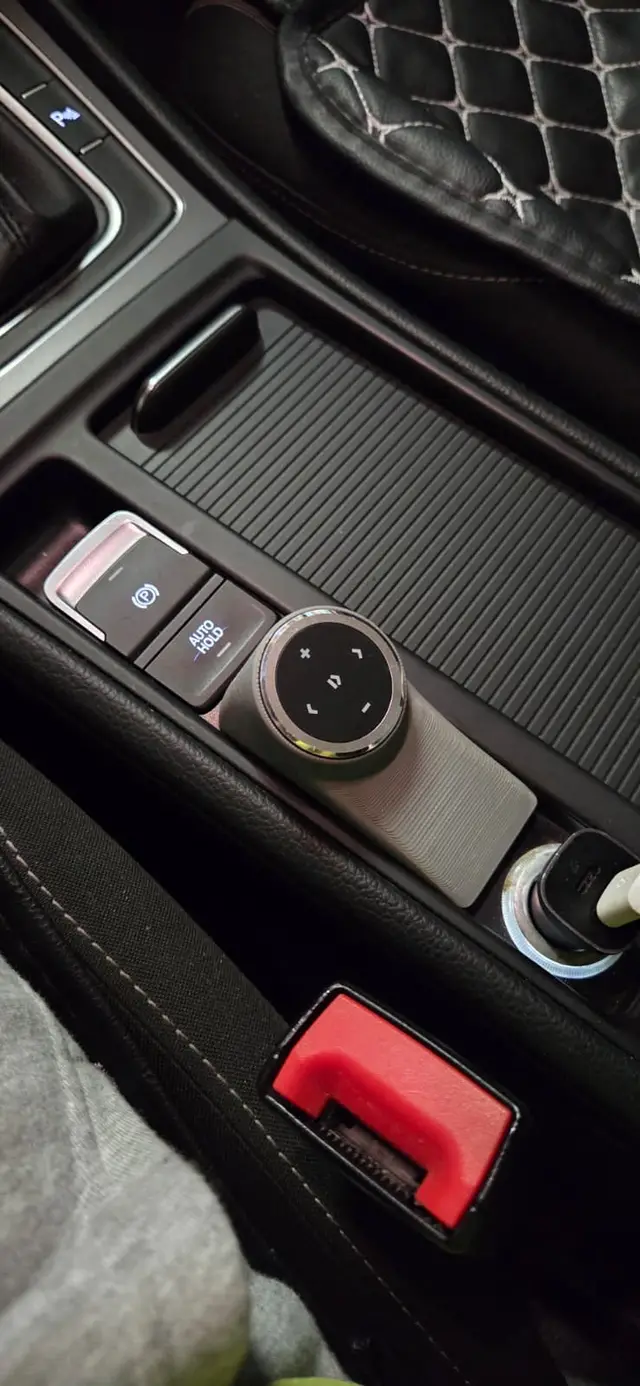 Golf 7 Support for Multimedia Bluetooth Buttons — modelo 3D