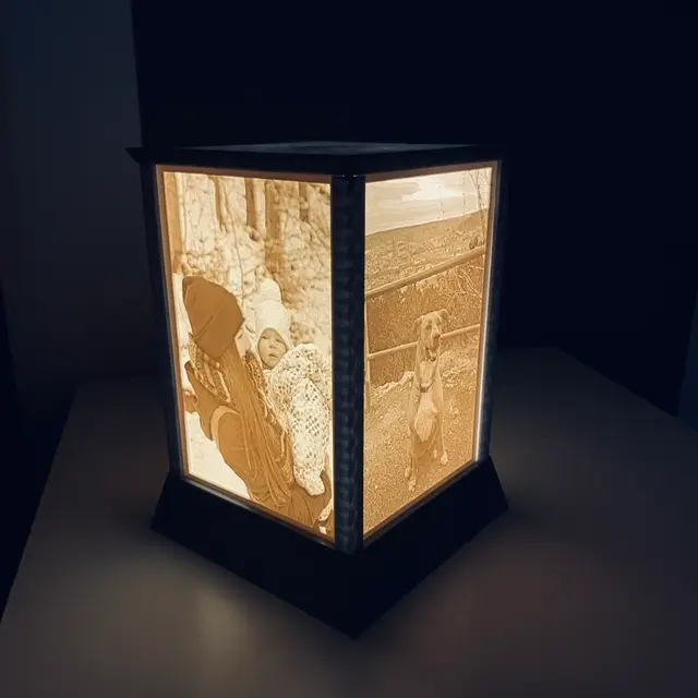 Lithophane frame/column/lantern for 4 pictures — modelo 3D