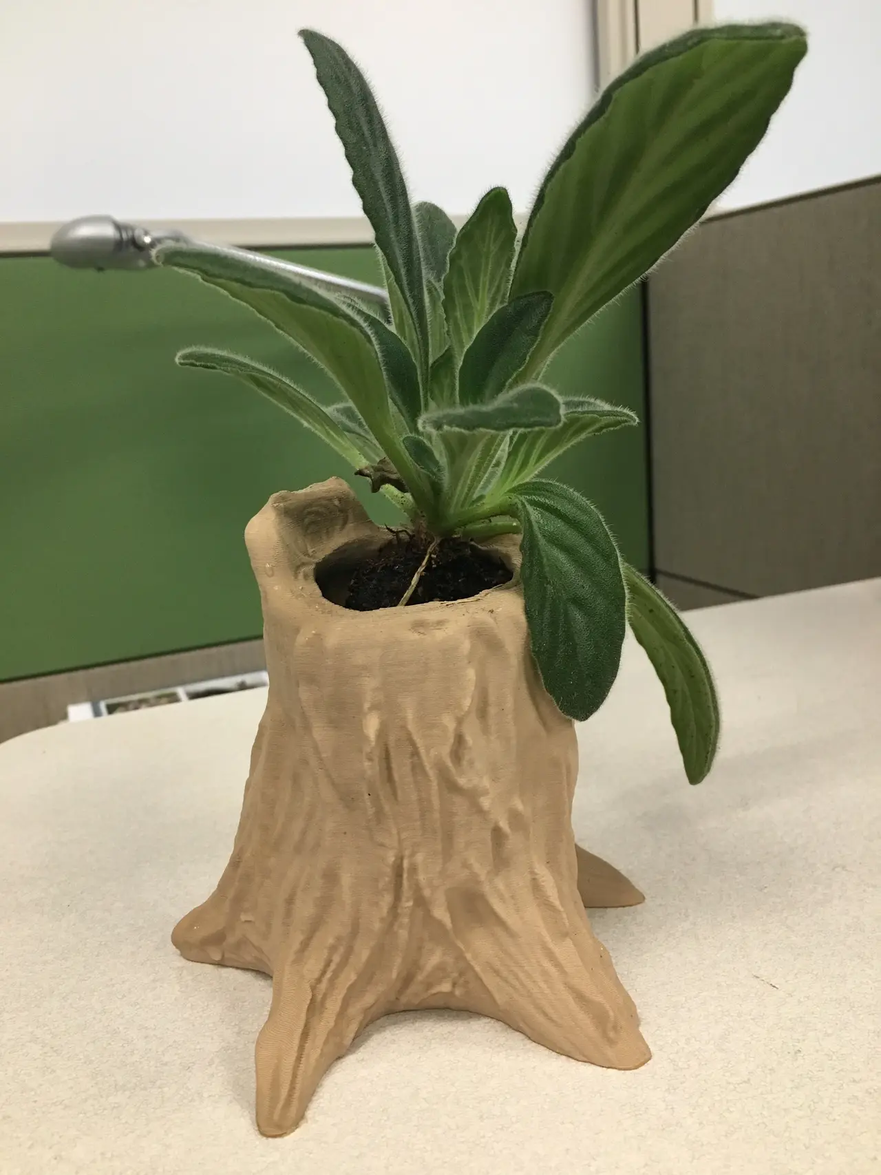 Tree Stump Planter — modelo 3D