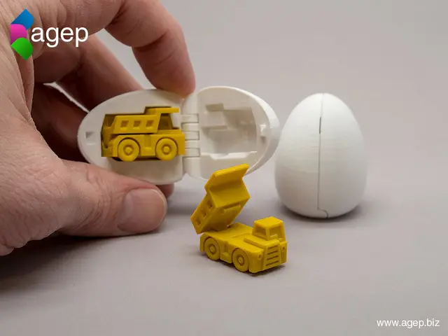 Surprise Egg #1 - Tiny Haul Truck — modelo 3D
