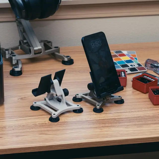 Phone Stand - Industrial — modelo 3D