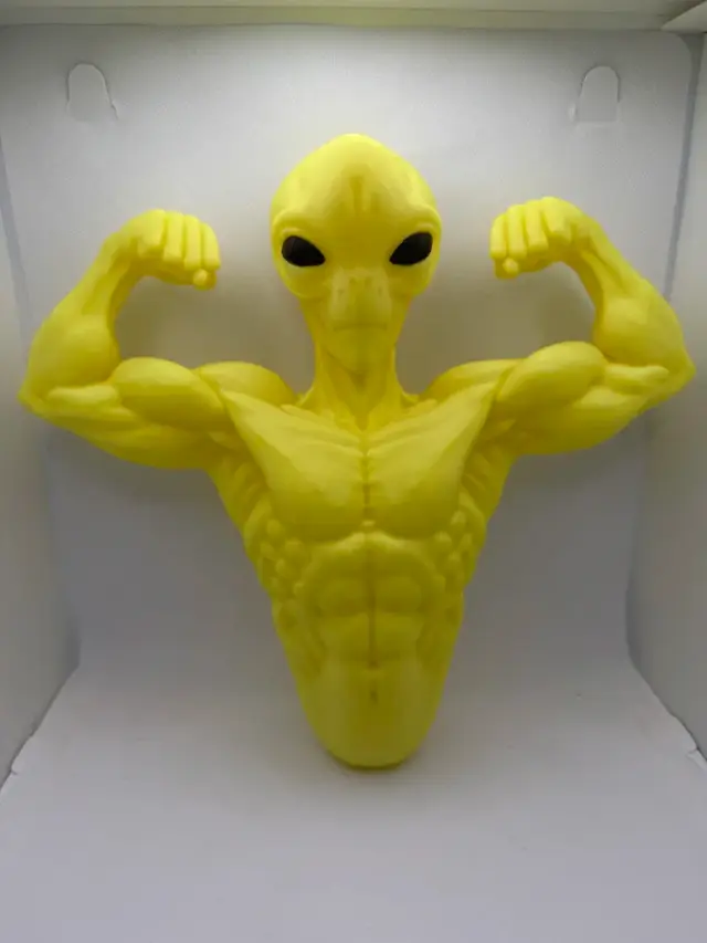 Muscular Alien Flex Figurine 3D Print File (STL/3MF) — modelo 3D