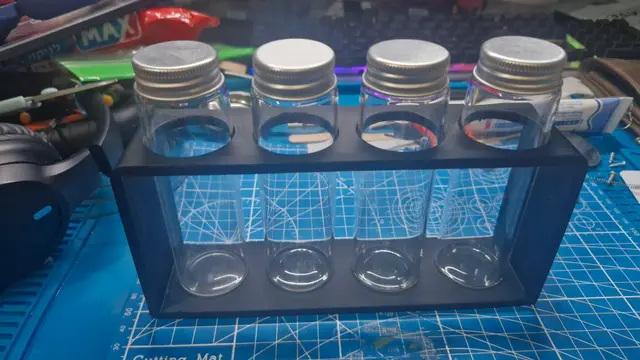 37 mm Vial Rack – 4 Vial Holder — modelo 3D