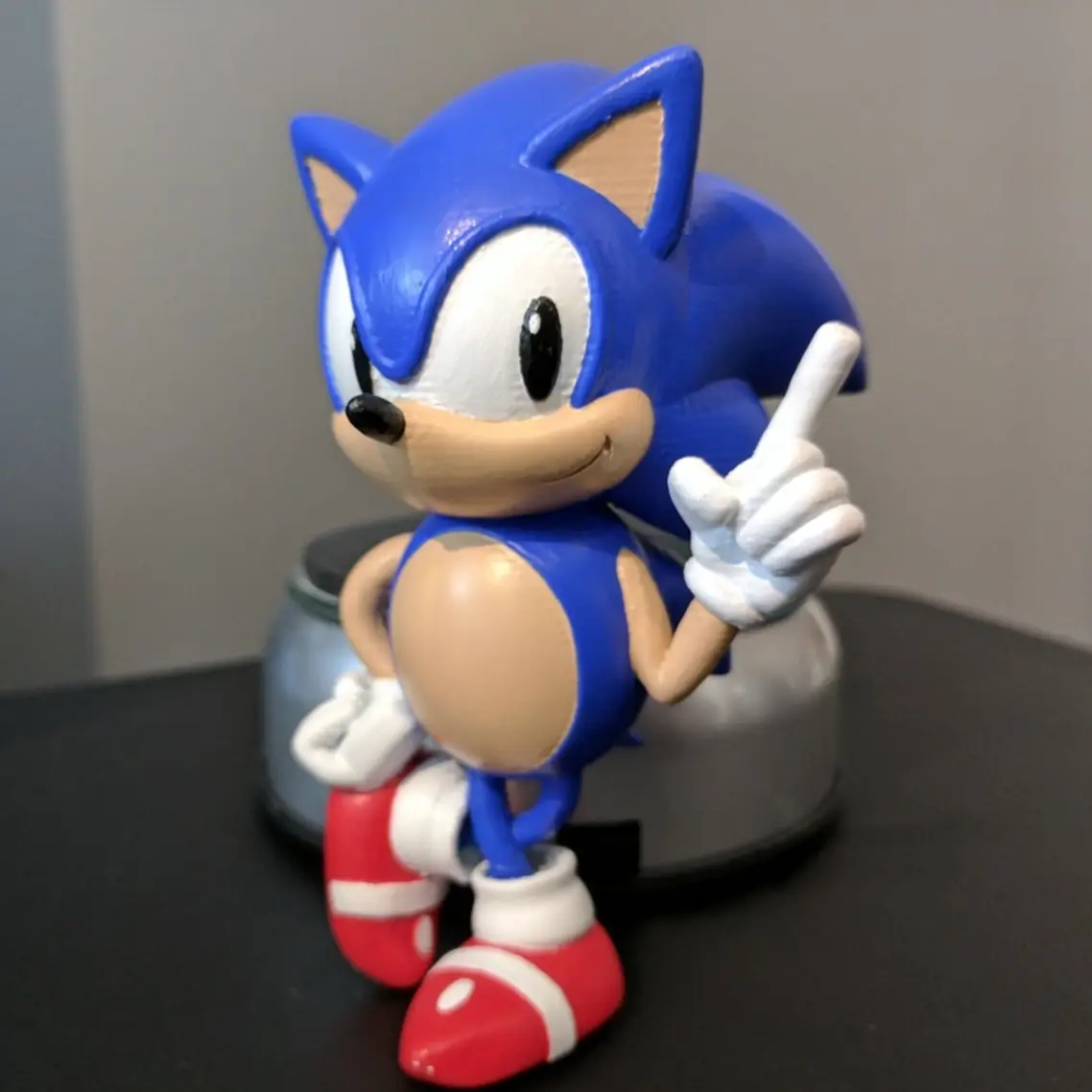 Sonic the Hedgehog! (with Logo) — modelo 3D