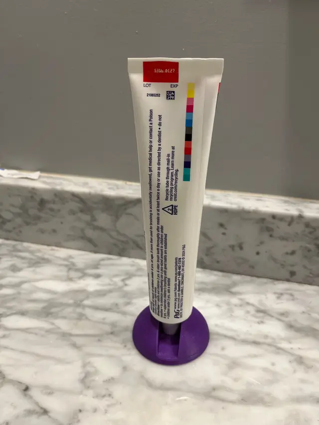 Toothpaste Upsidedowner — modelo 3D