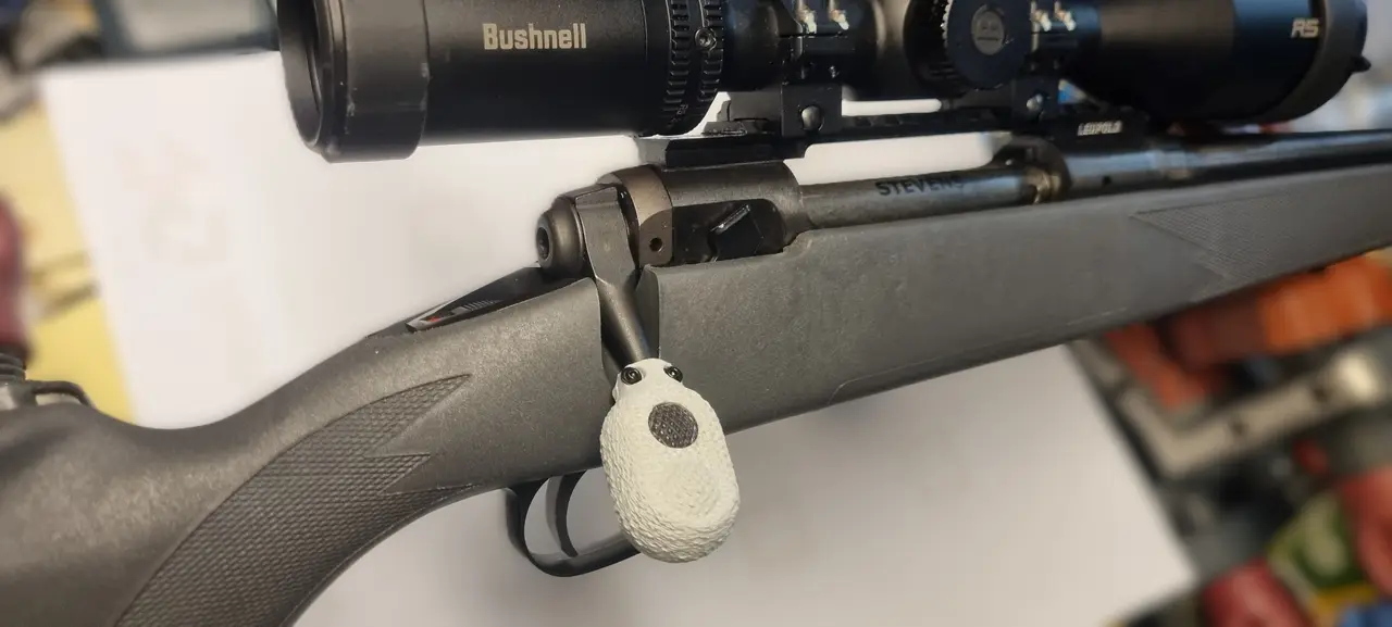 Clamp On Bolt Handle Knob for Stevens 200 (Savage) Rifles — modelo 3D