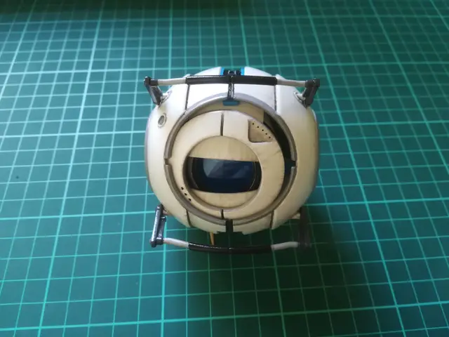 Articulated Wheatley from Portal 2 / Wheatley articulé de Portal 2 — modelo 3D