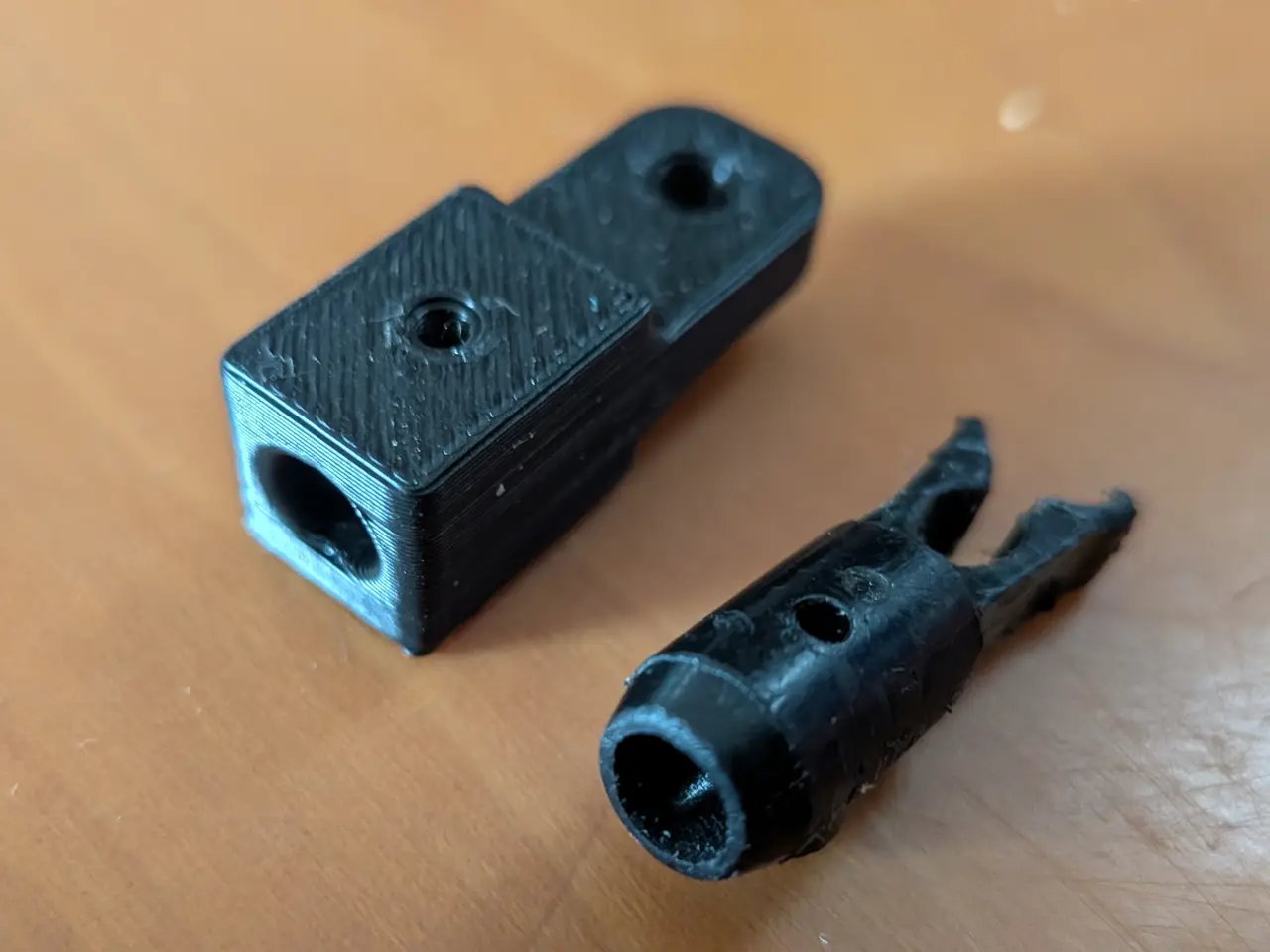 Suzuki 25hp 3 cycle carburetor choke end linkage — modelo 3D