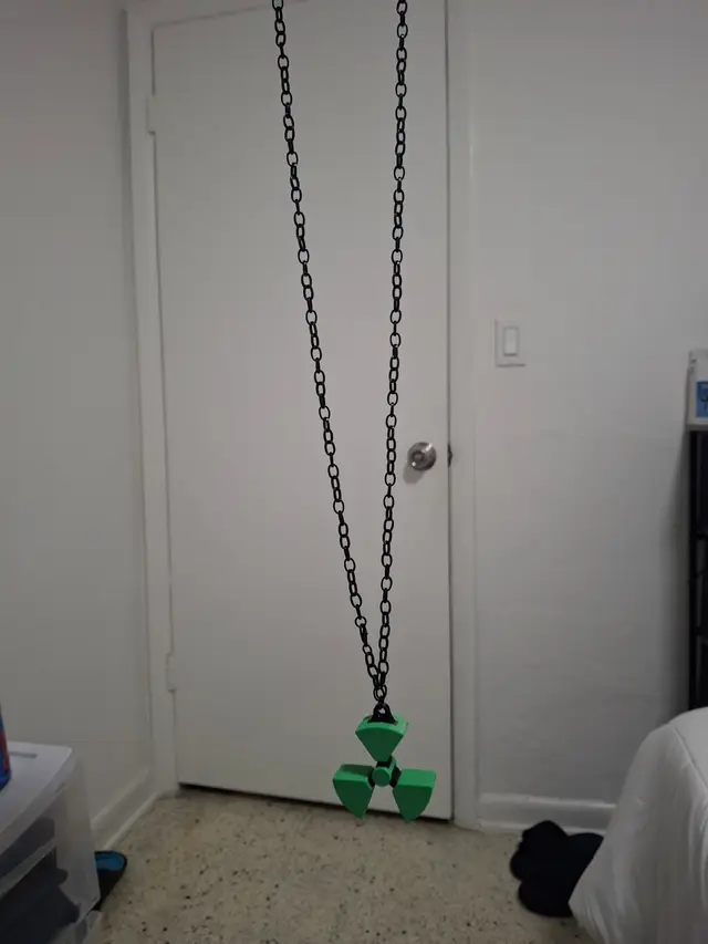Nuclear Symbol for Necklace — modelo 3D