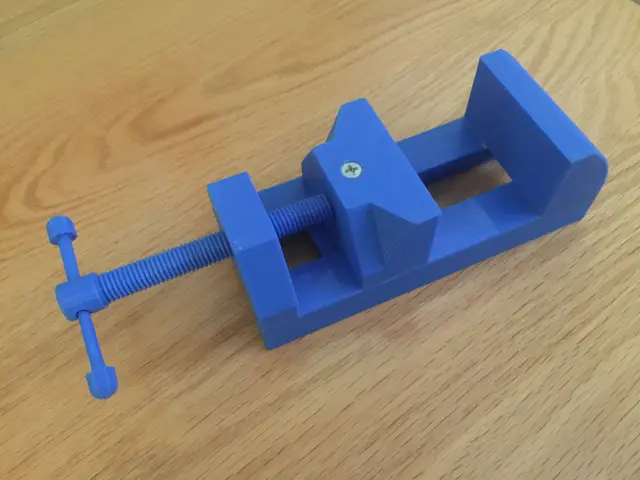 vise — modelo 3D