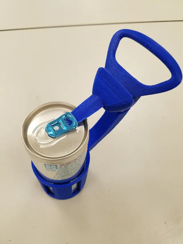 Easy can opener/holder — modelo 3D