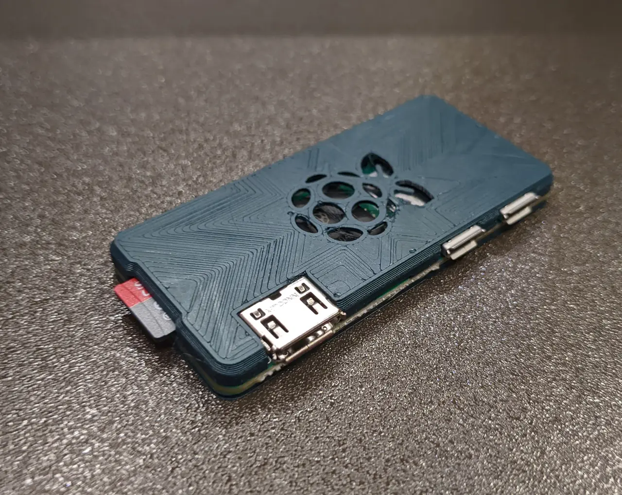 Slim Raspberry Pi Zero W2 Snap-fit Case — modelo 3D