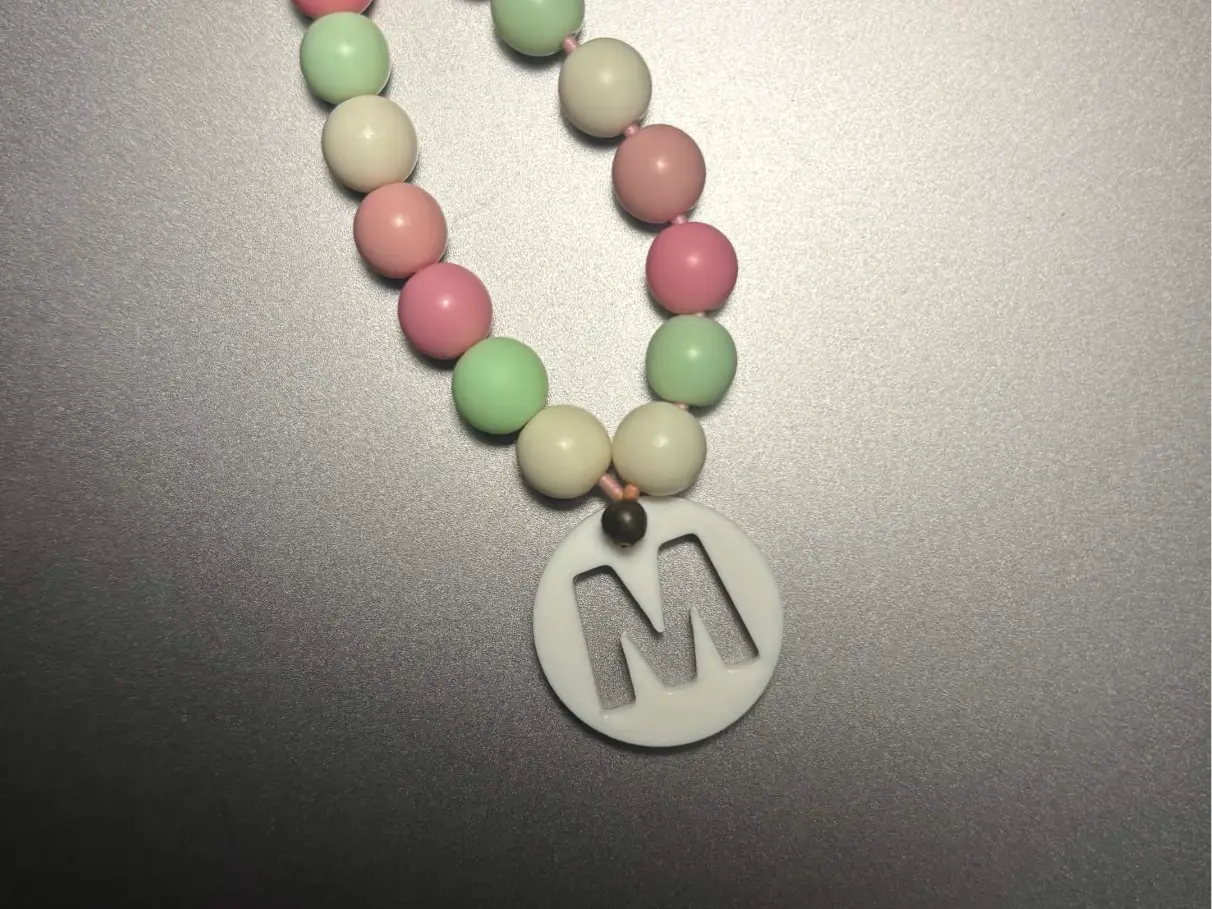 Neckless Pendant (Letter M) — modelo 3D