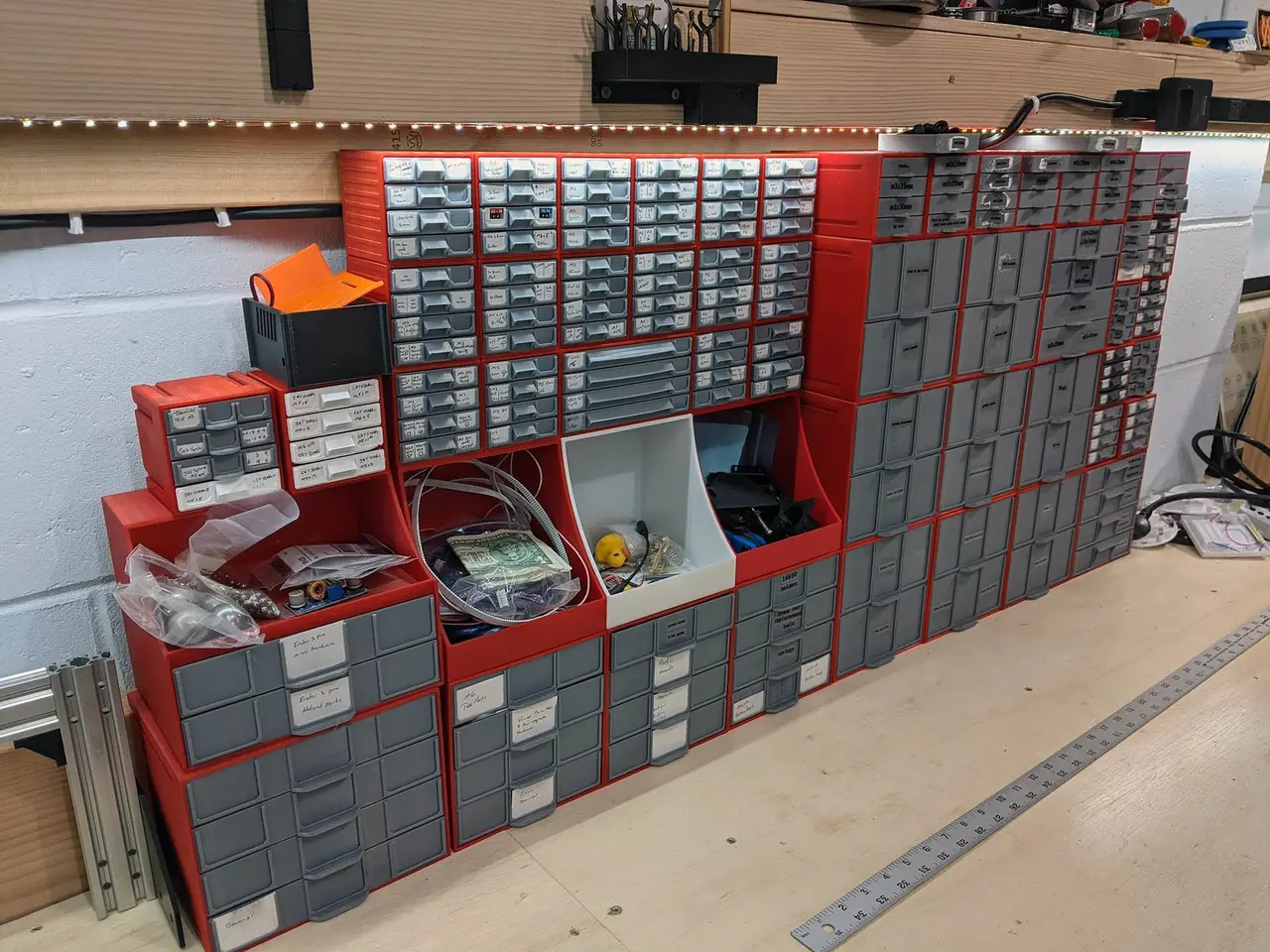 Various Size Stackable Resistor Storage Box — modelo 3D
