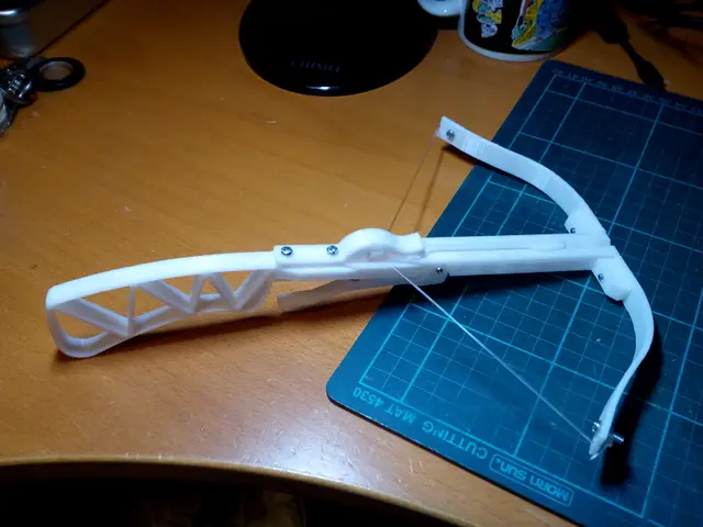 Crossbow, Western style, and Arrow — modelo 3D