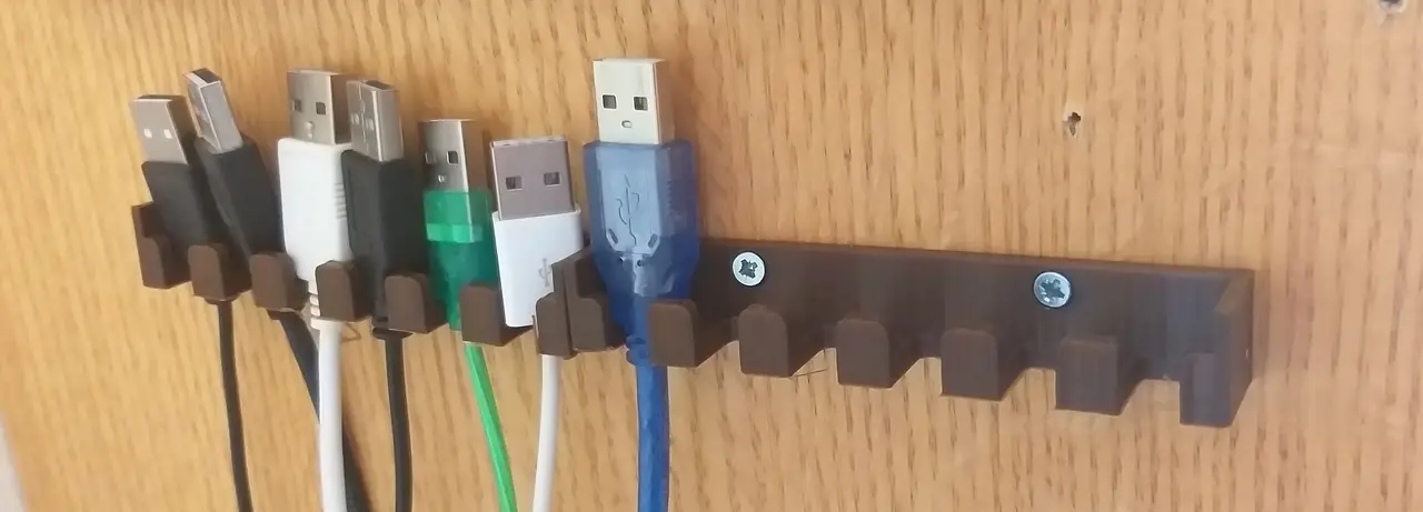 USB Cable shelf — modelo 3D