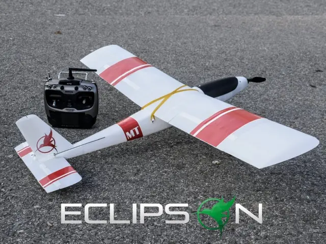 Free RC airplane — modelo 3D