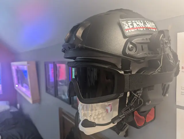 Skull Helmet Holder — modelo 3D