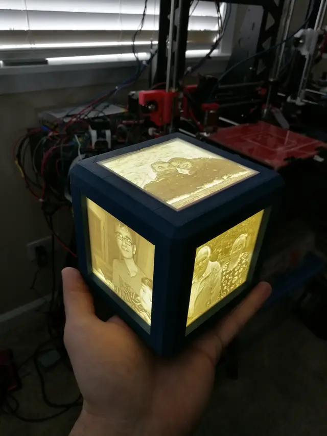 Lithophane Lamp v4/v3 — modelo 3D