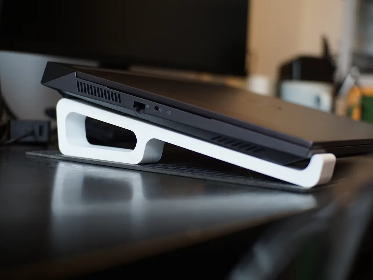 笔记本电脑支架 Laptop Stand — modelo 3D