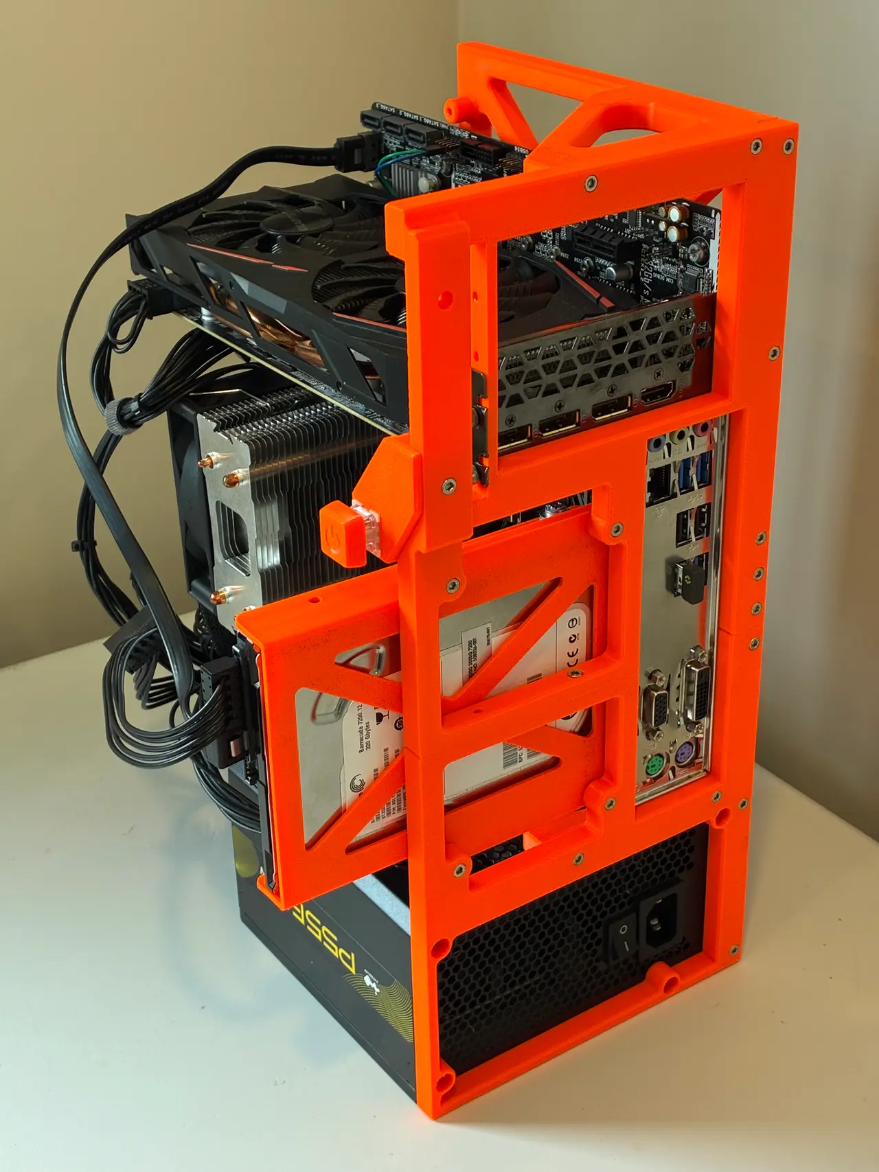 Versatile mATX PC Rack — modelo 3D