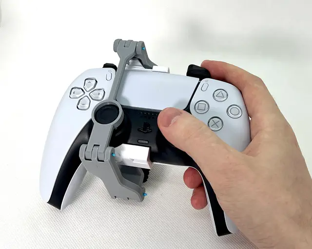 One-handed DualSense — modelo 3D