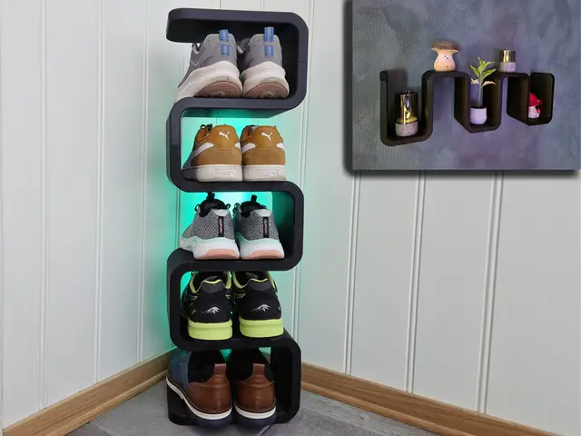 Shoe Rack / Wall Shelf — modelo 3D