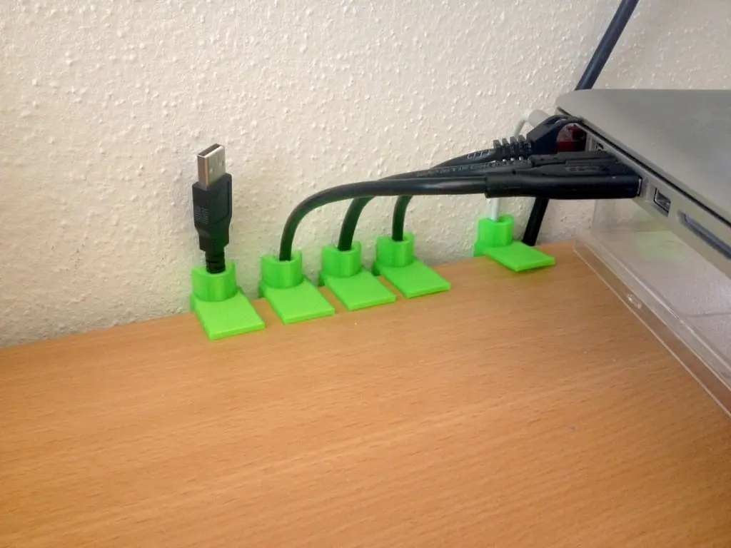 Customizable Cable Holder — modelo 3D