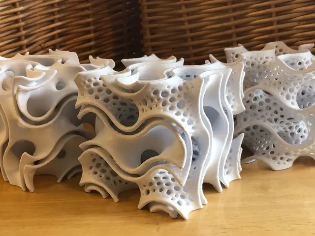 Three Gyroid Sculptures — modelo 3D