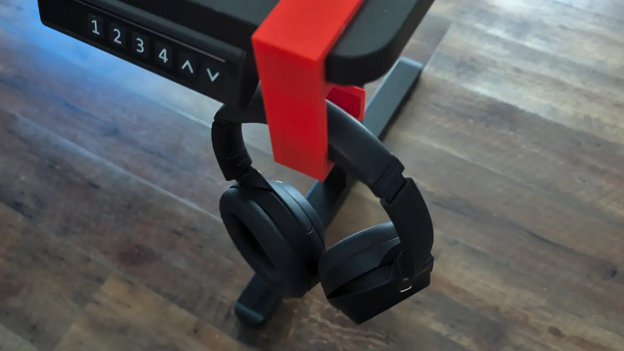 Headphone Desk Hanger - Clip-on (AI designed from one prompt) + Screw-in Under Desk version — modelo 3D