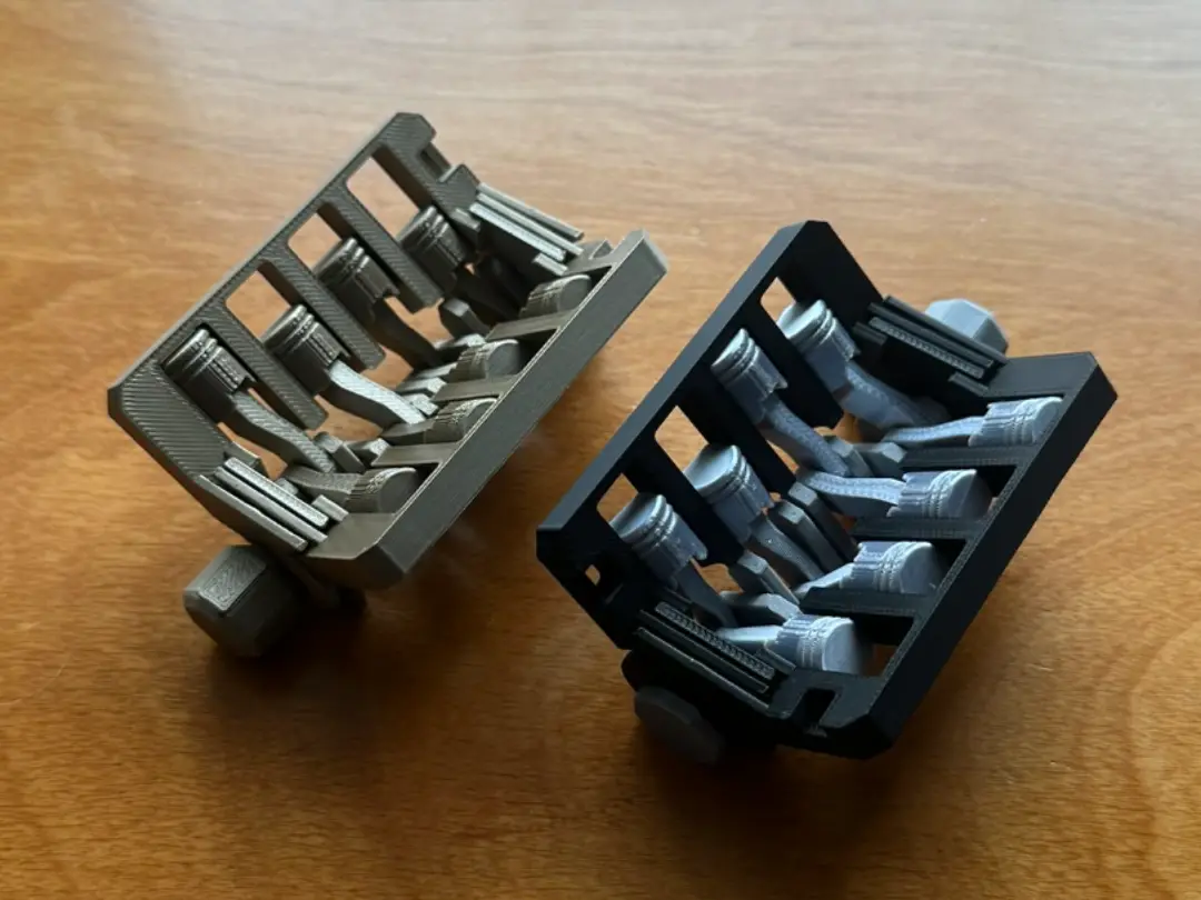 Print-in-place v8 engine fidget — modelo 3D