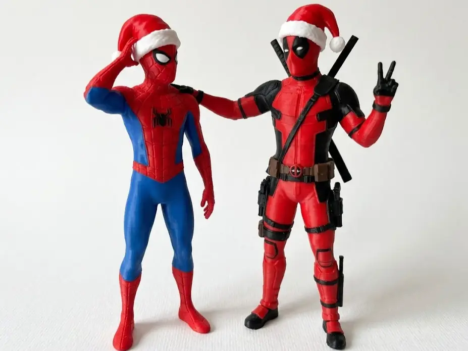 Christmas Spider-Man & Deadpool Holiday Duo — modelo 3D