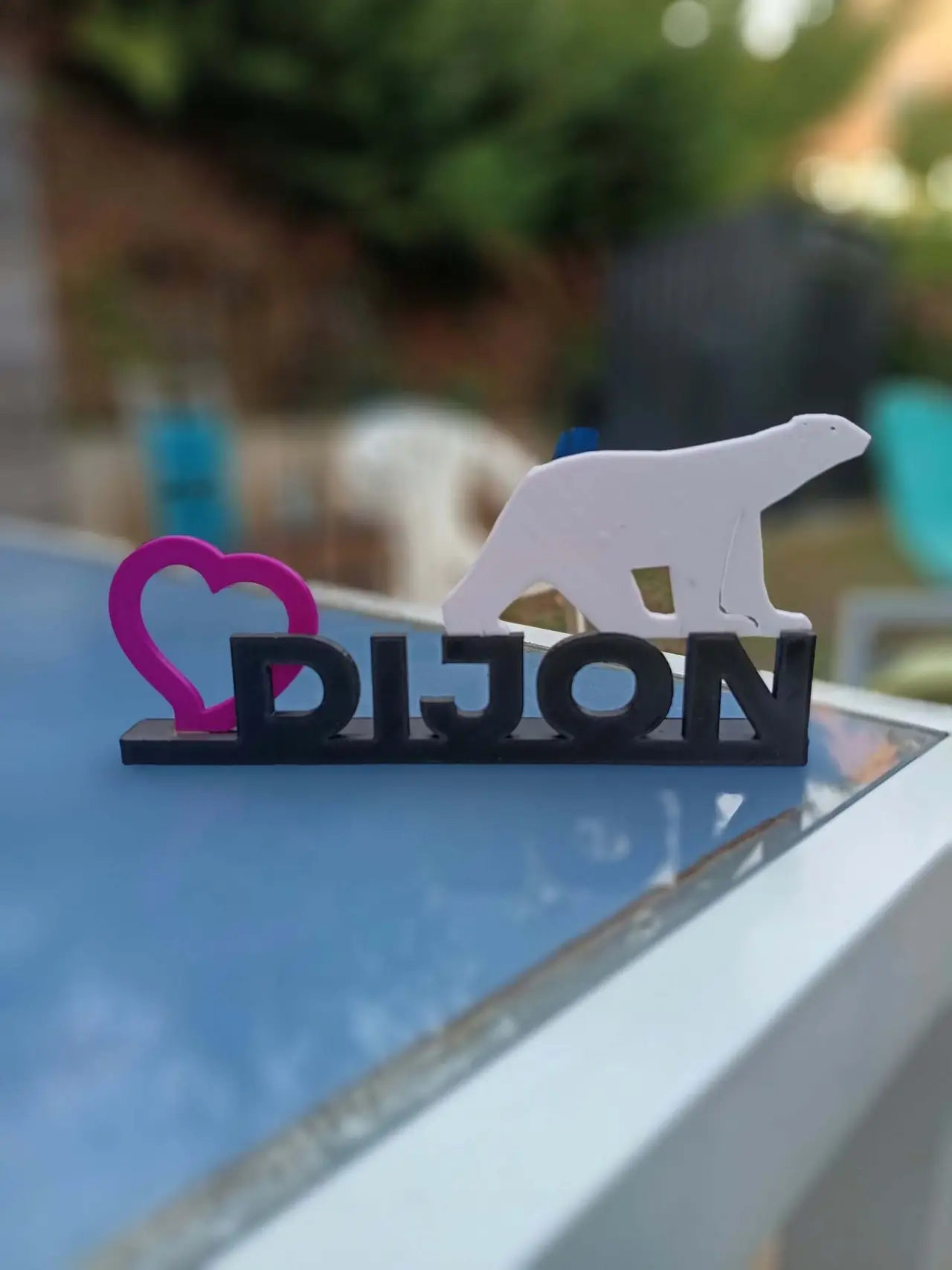 Dijon, Décor mural, ours Pompon et coeur — modelo 3D