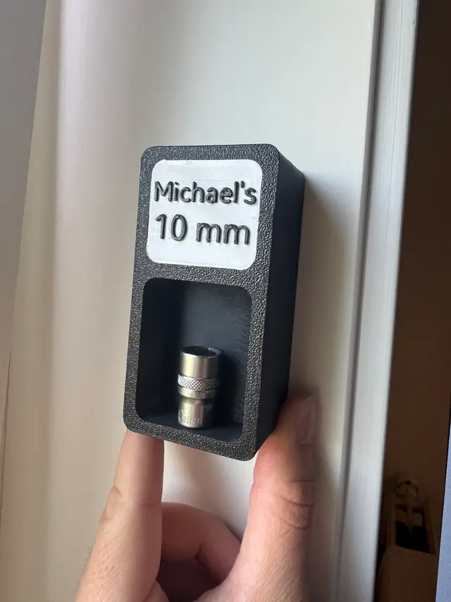 10 mm Socket Wallmount (With Extras) — modelo 3D