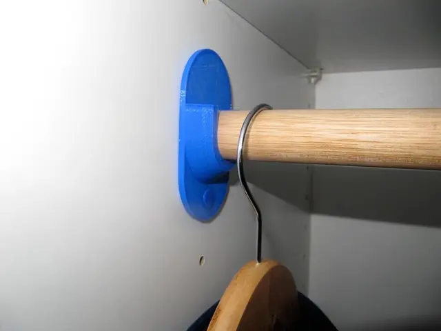 Pluggable Ikea closet bar holder — modelo 3D
