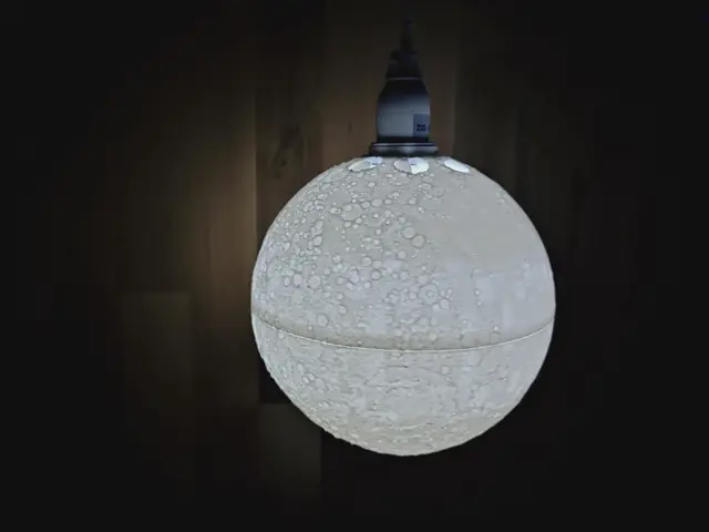 Lunar Luminary – High-Detail NASA Moon Surface Pendant Lamp — modelo 3D